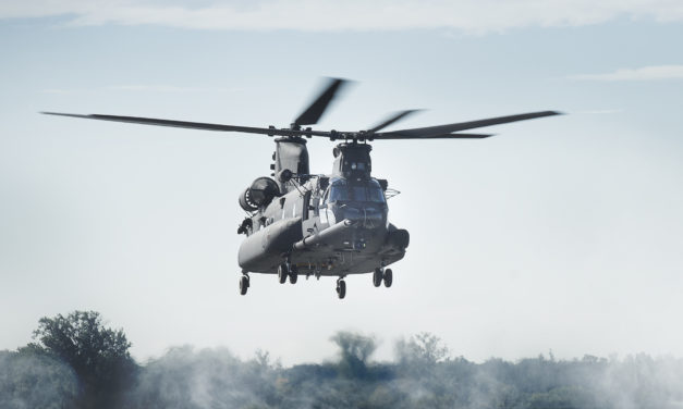 U.S. Army awards Boeing $160 Million to continue Chinook rotor blade support