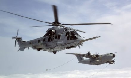 the DGA organizes a helicopter refueling test campaign
